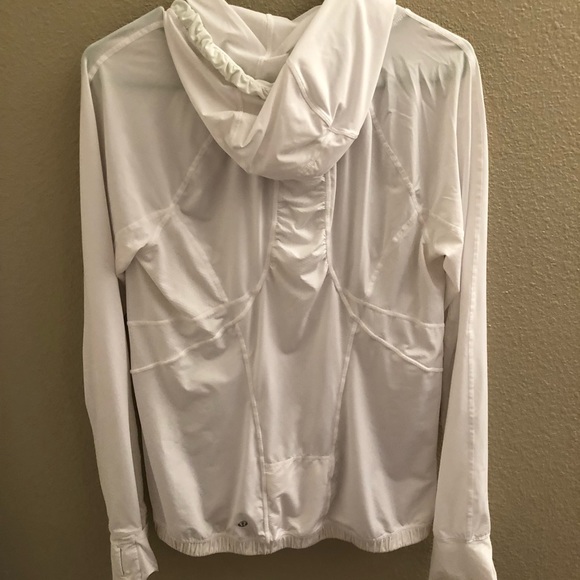 Lululemon Water Bound Hoodie - Picture 5 of 8